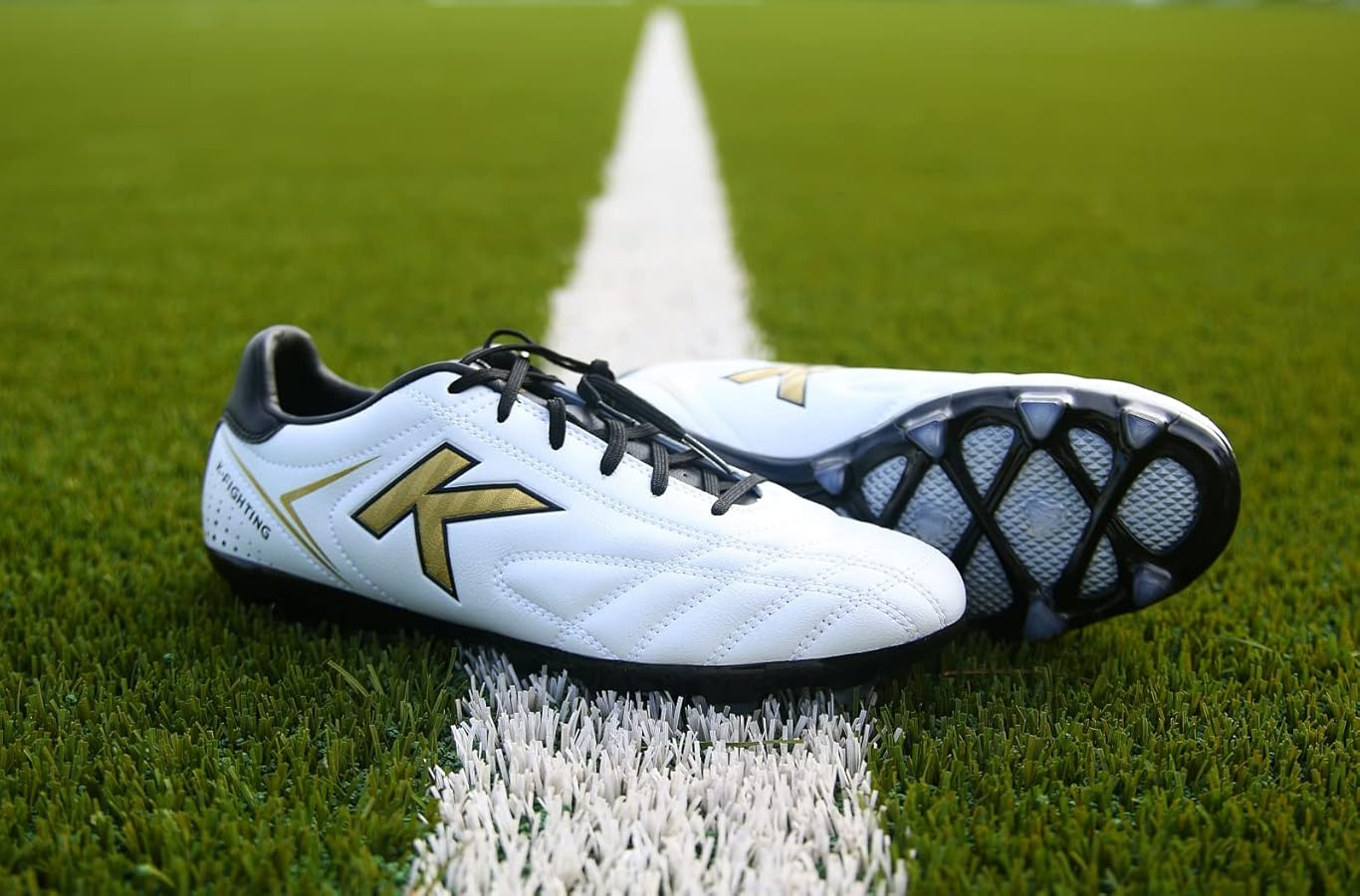 シューズ KELME AMERICA TURF SR 27.5 Kelme Men's Turf Soccer Shoes | Durable PVC Upper & Rubber